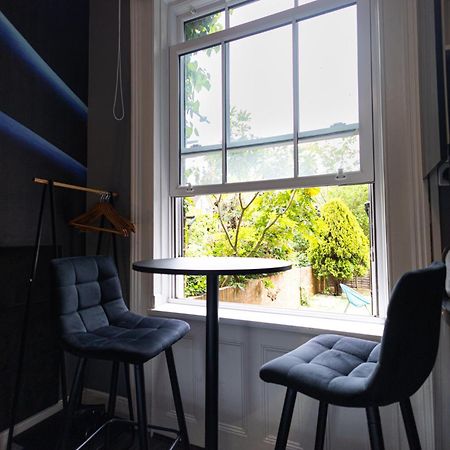 Elegant 1Bedroom Flat With Jacuzzi In A Prime Location ลอนดอน ภายนอก รูปภาพ